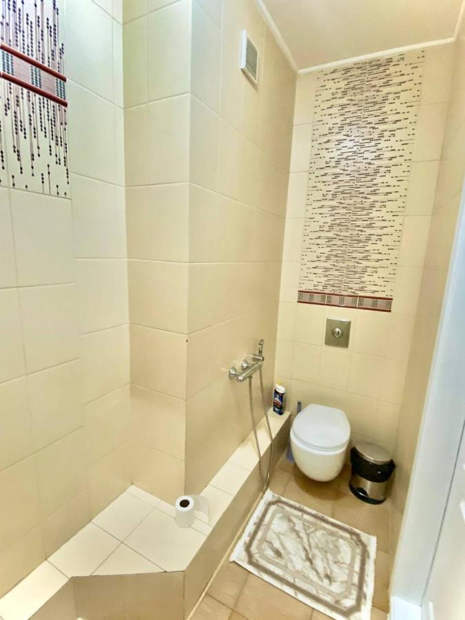 Apartment Iaparts дворец республики - самал Almaty